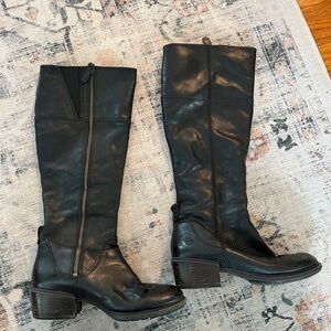 Timberland tall black leather boots size 8